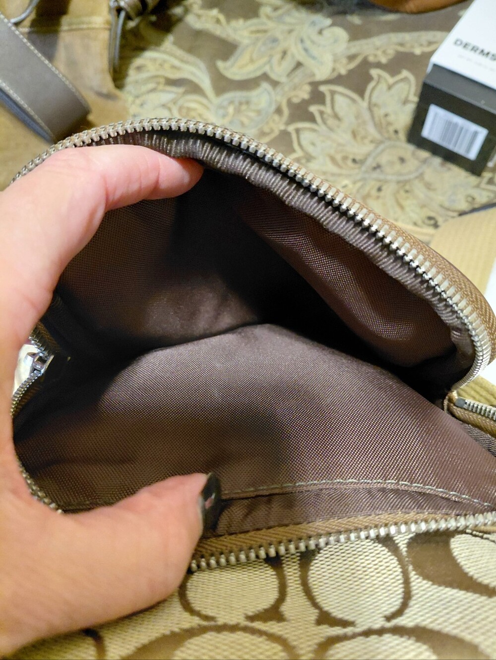 Coach Vintage Signature International Unisex Travel Crossbody Bag # 4270 - Picture 13 of 15